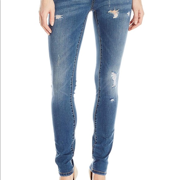 SOLD Blanknyc distressed jean - Picture 6 of 7